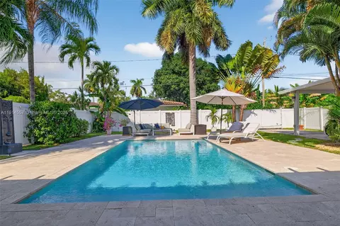 1527 Mayo St, Hollywood, FL 33020