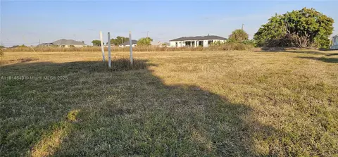 1427 NE 20 Th, Cape Coral, FL 33909
