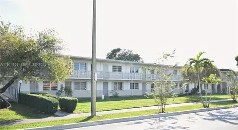 130 NE 202nd Ter #S21, Miami Gardens, FL 33179