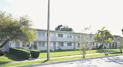 130 NE 202nd Ter #S21, Miami Gardens, FL 33179