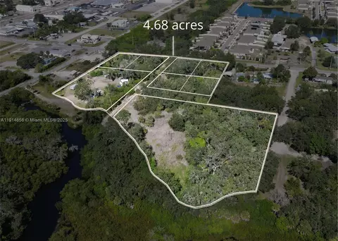 301 E Shell Point Rd, Tampa, FL 33570
