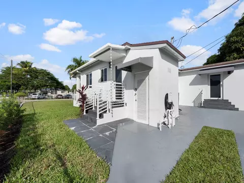 Exterior - 104 E 58th St, Hialeah, FL 33013 photo 6 of 7