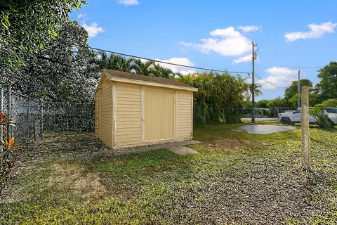 Exterior - 104 E 58th St, Hialeah, FL 33013 photo 7 of 7