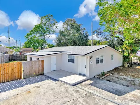 3620 NW 210th Ter, Miami Gardens, FL 33056
