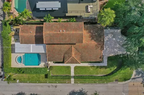 1601 SE 1st St, Fort Lauderdale, FL 33301