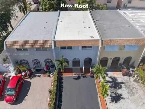 View/Area - 6822 W 2nd Ln, Hialeah, FL 33014 photo 6 of 6