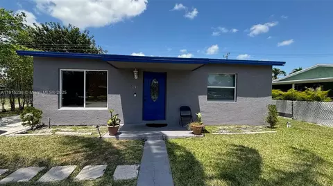 2731 NW 1st Ct, Pompano Beach, FL 33069