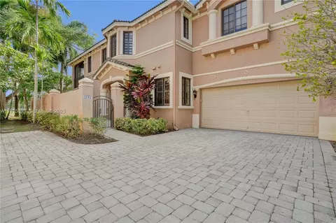2757 Center Court Dr #1-20, Weston, FL 33332