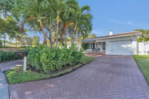 801 NE 19th Ter, Fort Lauderdale, FL 33304