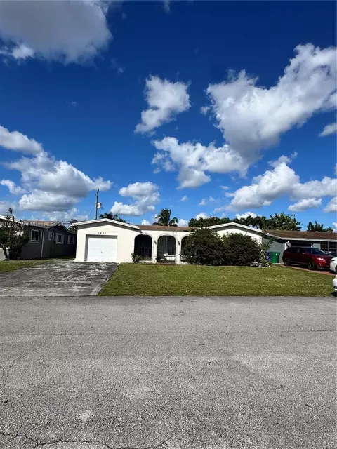 7631 Harbour Blvd, Miramar, FL 33023