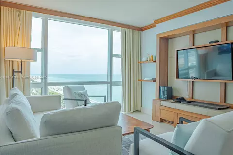 6801 Collins Ave #1002, Miami Beach, FL 33141