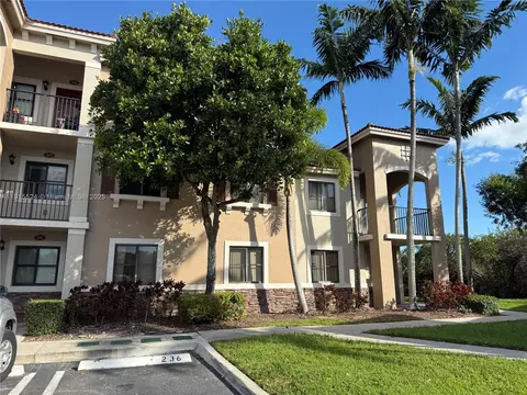 22901 SW 88th Pl #205, Cutler Bay, FL 33190