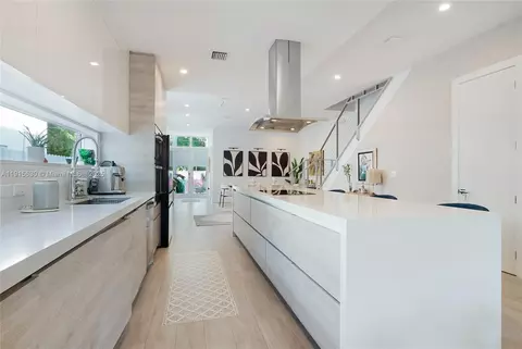 Kitchen - 2410 SW 16th Ave, Miami, FL 33145 photo 4 of 4