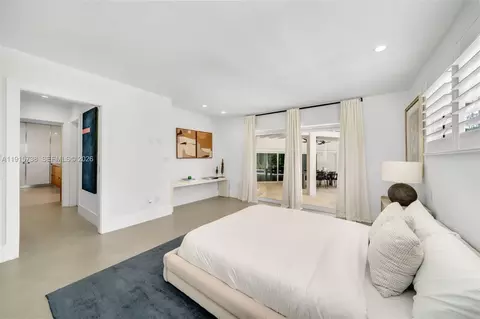 Bedroom - 12050 Moss Ranch Rd, Pinecrest, FL 33156 photo 2 of 4
