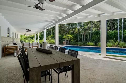 Exterior - 12050 Moss Ranch Rd, Pinecrest, FL 33156 photo 8 of 13