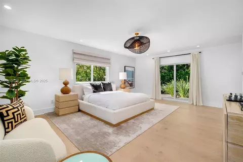Bedroom - 12050 Moss Ranch Rd, Pinecrest, FL 33156 photo 1 of 4