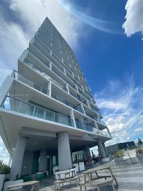 2000 Metropica Way #2104, Sunrise, FL 33323