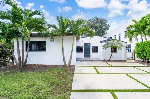 70 NE 50th St, Miami, FL 33137
