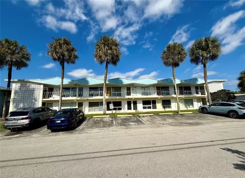715 NW 30th Ct #11, Wilton Manors, FL 33311
