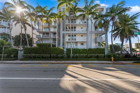 7832 Collins Ave #207, Miami Beach, FL 33141