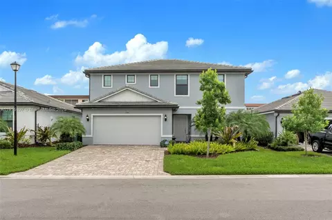 3142 Poinciana St, Lauderdale Lakes, FL 33311