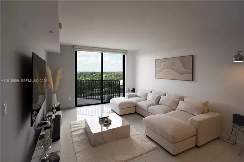 5300 Paseo Blvd #812, Doral, FL 33166