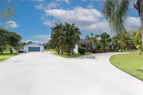 21820 SW 254th St, Homestead, FL 33031