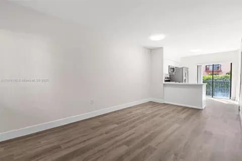 5400 W 21st Ct #104, Hialeah Gardens, FL 33016