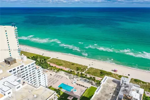 5005 Collins Ave #402, Miami Beach, FL 33140