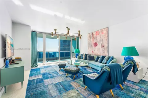 200 Biscayne Boulevard Way #4005, Miami, FL 33131
