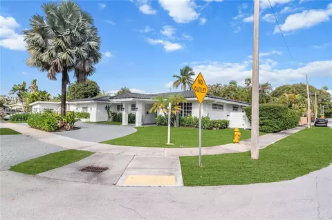 2055 NE 201st Ter, Miami, FL 33179