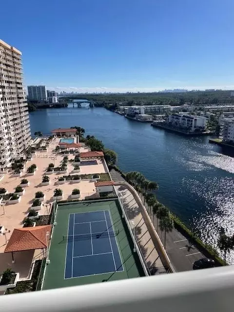 301 174th St #1605, Sunny Isles Beach, FL 33160