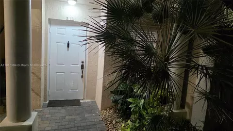 5670 NW 116th Ave #113, Doral, FL 33178