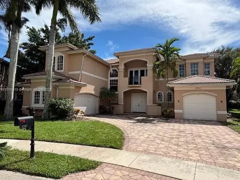8757 Baystone Cv, Boynton Beach, FL 33473