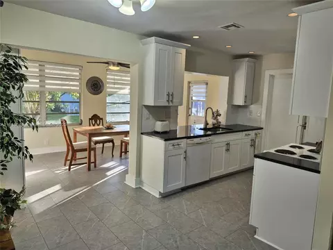 4204 NW 47th Ct, Tamarac, FL 33319