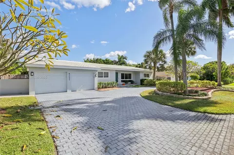 2632 NE 26th Ave, Fort Lauderdale, FL 33306