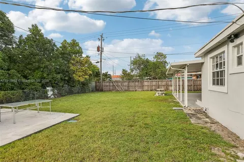 Exterior - 6230 E 2nd Ave, Hialeah, FL 33013 photo 7 of 7