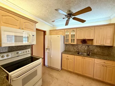 Kitchen - 174 E 41st St, Hialeah, FL 33013 photo 1 of 4