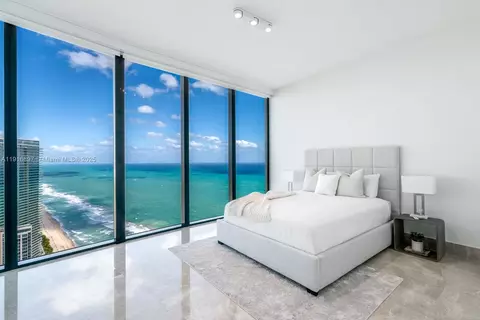 18555 Collins Ave #5105, Sunny Isles Beach, FL 33160