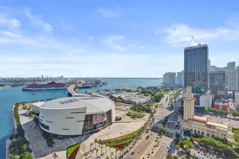 888 Biscayne Blvd #2904, Miami, FL 33132