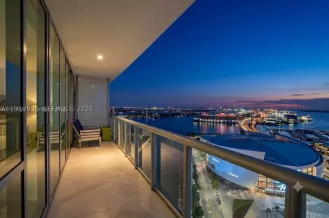 888 Biscayne Blvd #2904, Miami, FL 33132