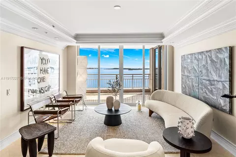 808 Brickell Key Dr #1802, Miami, FL 33131
