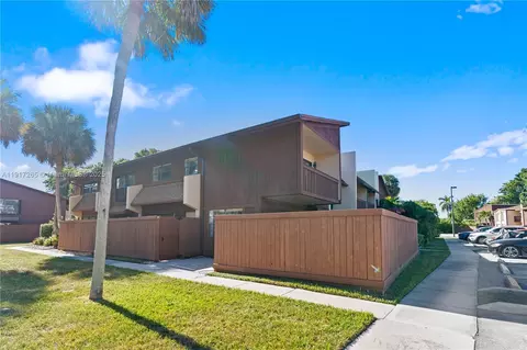 6241 SW 116th Pl #B, Miami, FL 33173