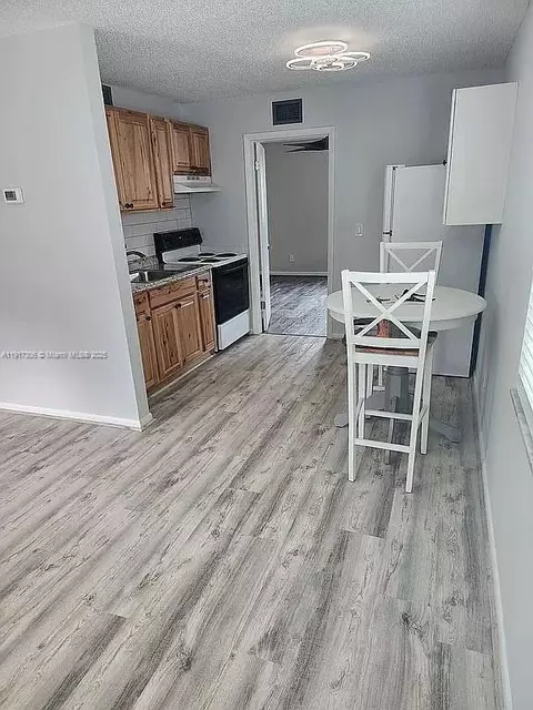 333 SE Martin Ave #4-4, Stuart, FL 34996