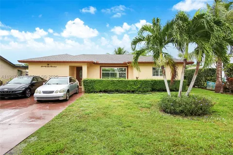 7100 NW 99th Ave, Tamarac, FL 33321