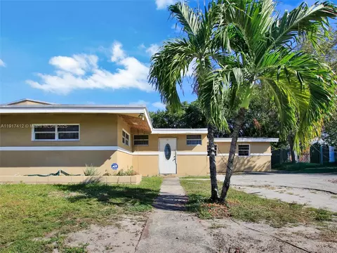 18701 NW 39th Ct, Miami Gardens, FL 33055
