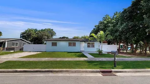743 NW 7th Ave, Florida City, FL 33034
