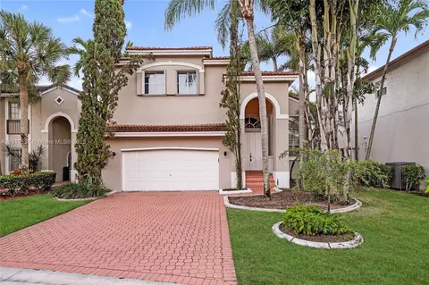 15658 SW 16th St, Pembroke Pines, FL 33027