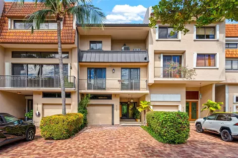 6124 Paradise Point Dr #6124, Palmetto Bay, FL 33157