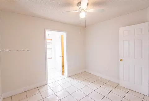 Bedroom - 990 E 2nd St, Hialeah, FL 33010 photo 1 of 3